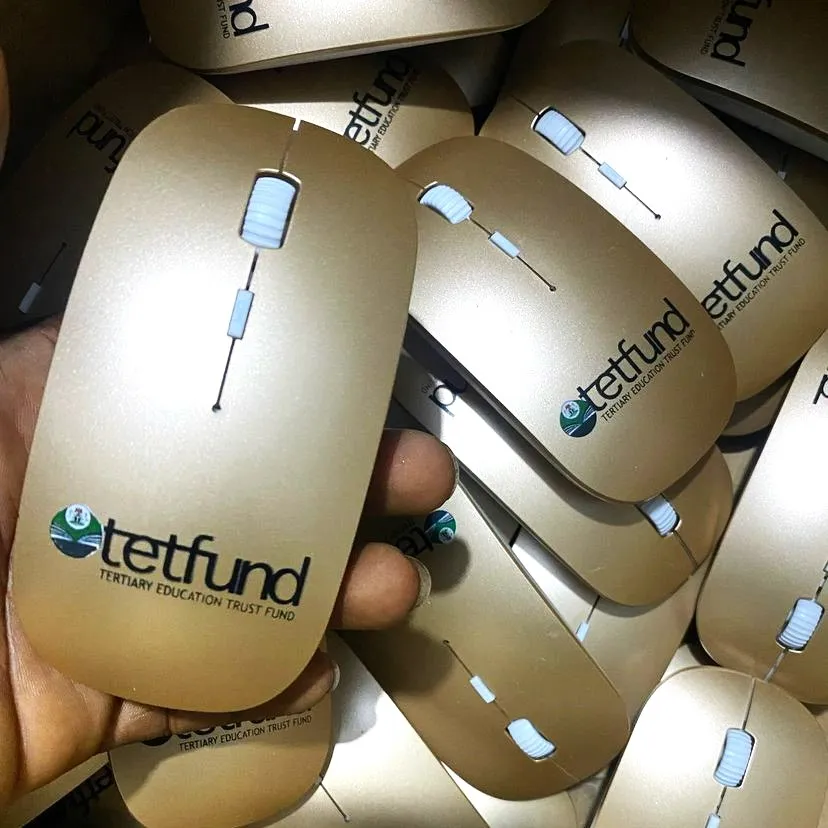 Best high top quality customized branded fashionable retractable promotional company office wireless mouse souvenir gift item design and printing in Lagos, Abuja, Nigeria, Africa.